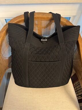 NWOT Vera Bradley Black Quilted Tote Bag